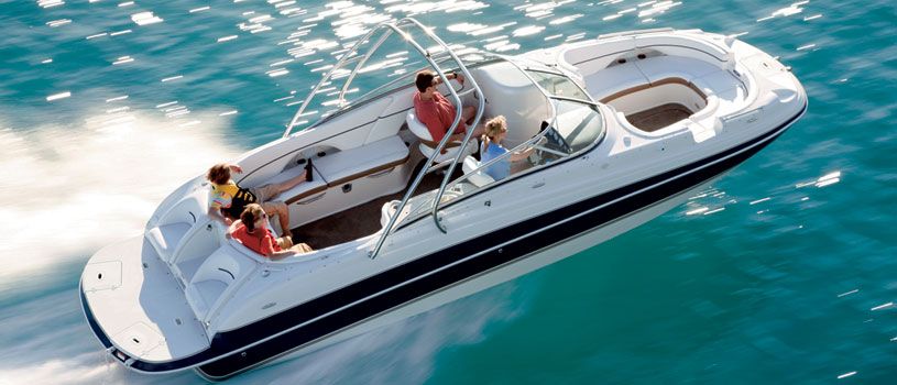 Deck Boats Buyers Guide | Discover Boating